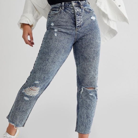 Free People CRVY Georgine Mom Jean size 26 - Picture 1 of 8